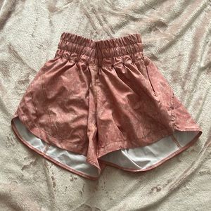 Lululemon 3(?) inch shorts worn once size 0 perfect condition with lining.